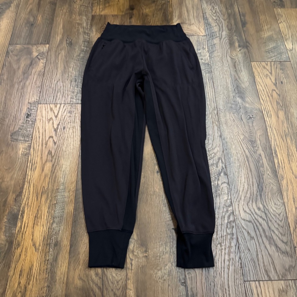 Athleta Black Jogger Pants Womens Small Athletic Travel Lounge Yoga Pants